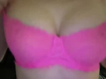 girl
        taylormoonxo cam image #768841