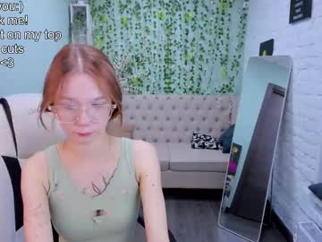 girl
        ataraksia_coy cam image #5856154