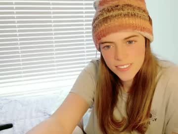 girl
        rose77782 cam image #6555612
