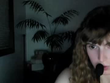 girl
        olivia8697 cam image #1645427