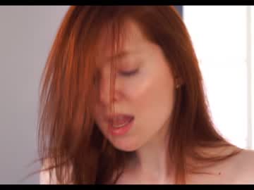 girl
        mona_elisa cam image #1941034