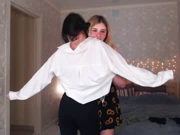 girl
        tendermoon__ cam image #3308381