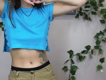 girl
        teresabriggs cam image #2242108