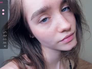 girl
        marionfuuller cam image #2834974