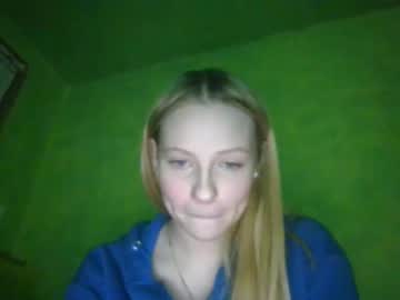girl
        nomakeup2024 cam image #3261911