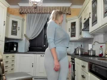 girl
        tunderose cam image #5518843