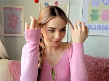 girl
        thisisamelia cam image #1661395