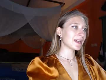 girl
        kali_the_goddess cam image #591929