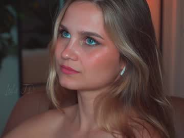 girl
        lola_jd cam image #4451402