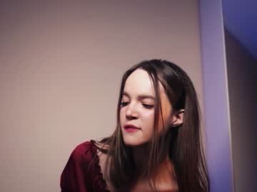 girl
        miss_sweetdream cam image #226619