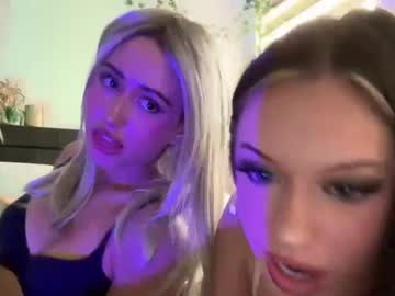 girl
        samanthaaaa1 cam image #6800816