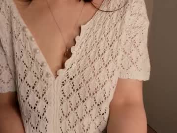 girl
        doublecheesee cam image #6204916