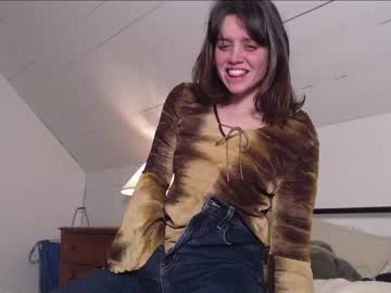 girl
        mindvoiding cam image #3043370