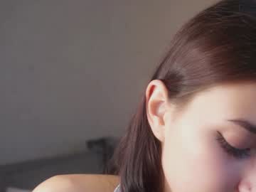 girl
        fancyash cam image #4807494