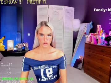 girl
        blush_mikki cam image #4965843