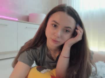 girl
        meryfoxxx cam image #2055577