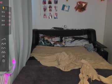couple
        tori_fox cam image #4761793