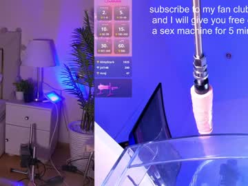 girl
        avery_shirley cam image #5141814