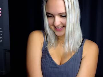 girl
        beverly_hillls cam image #3175535