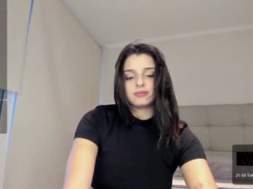 girl
        yourfreakygirl cam image #4580015