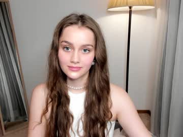 girl
        creammraspberry cam image #2047622