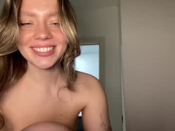 girl
        angel_from_sky cam image #6633110