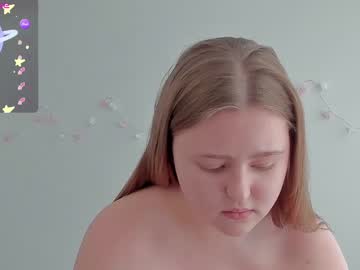 girl
        abbywyte cam image #6798960