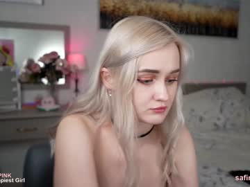 girl
        sunnyfia cam image #1314443
