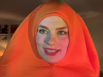 girl
        bigredcarrott cam image #1981737