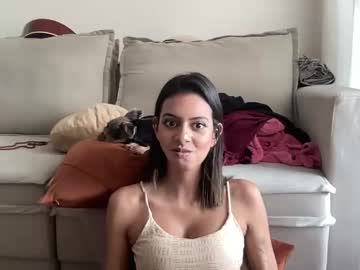 girl
        mayahepburn cam image #3960532