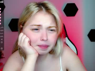 girl
        shy_blondiee cam image #1053737