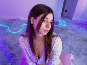 girl
        misty_sparks cam image #6530510