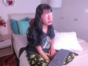 girl
        charlotte_saori cam image #1039274