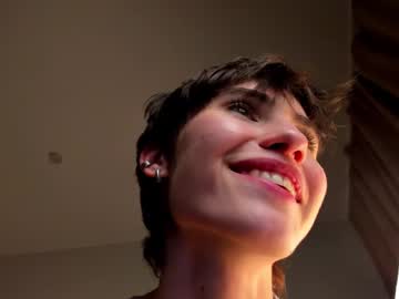 girl
        helenblash cam image #2109135