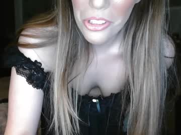 girl
        mommyofyourdreams cam image #5998667