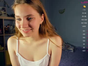 girl
        youne_and_beautiful cam image #2085348