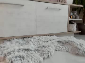 girl
        meryfoxxx cam image #1093708