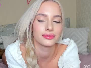 girl
        katebremar cam image #6377115