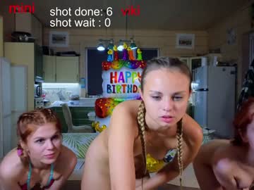 girl
        misss_viki cam image #1965202