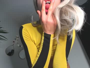 girl
        sweetpornface cam image #3198653