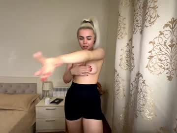 girl
        selenavoss cam image #5371993