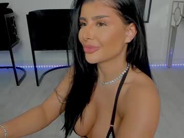 girl
        moniqueeass cam image #6137762