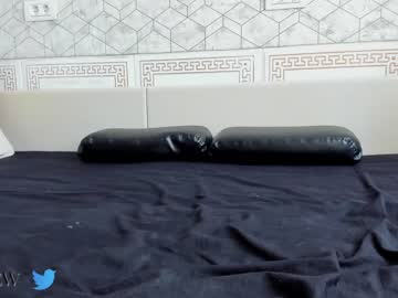girl Cam Girls Get Busy With Their Dildos With No Shame with evvanew