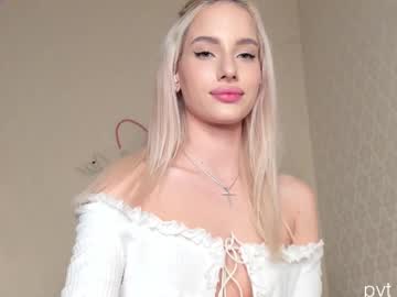 girl
        katebremar cam image #6477905