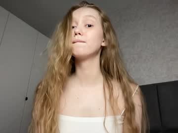 girl
        lizzy_cutie cam image #5311942