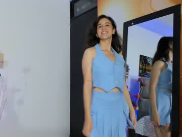 girl
        dreamsisabella cam image #3193660