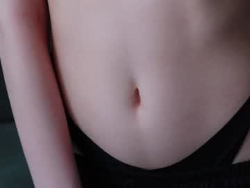 girl
        cathrynhenley cam image #4784601