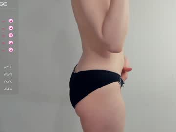 girl Cam Girls Get Busy With Their Dildos With No Shame with esmaalison