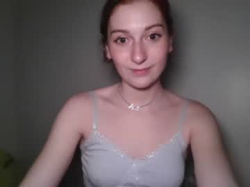 girl
        daddysdollhouse cam image #3603812