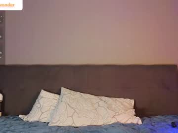 girl
        alexyakitsune cam image #5244537
